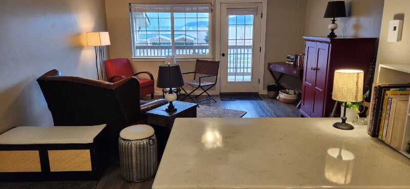 Building Photo - 2240 Baxter Ln