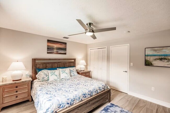 Building Photo - Updated 3-bedroom, 2-bath single-family home w/ Heated Saltwater Pool