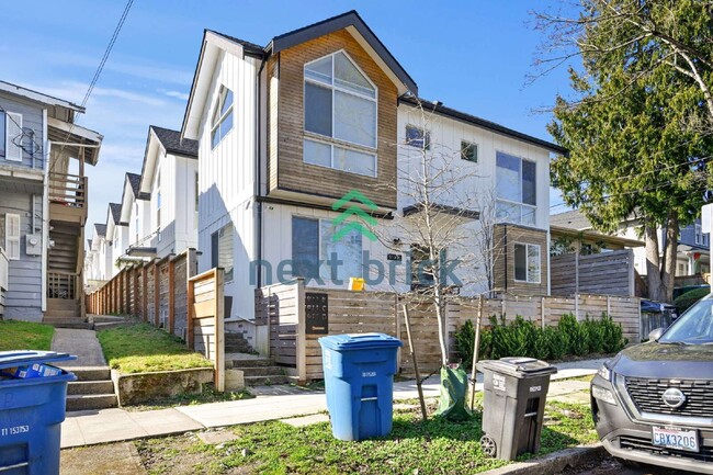 Building Photo - Modern Northwest-Danish Inspired Townhome with Standalone Cottage Feel in Seattle’s Central District