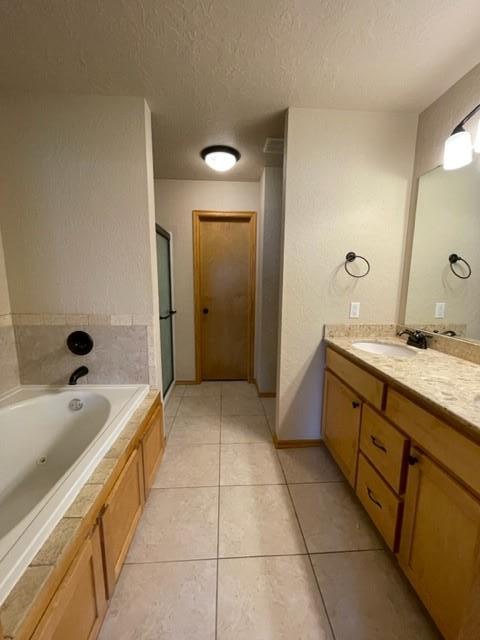 Building Photo - 804 Beechwood Way