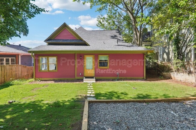 Building Photo - 738 Highland Ave NE