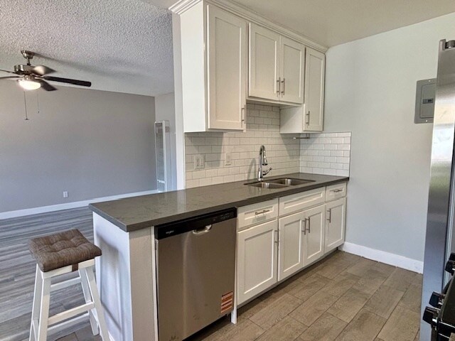 Building Photo - 17132 Emerald Ln