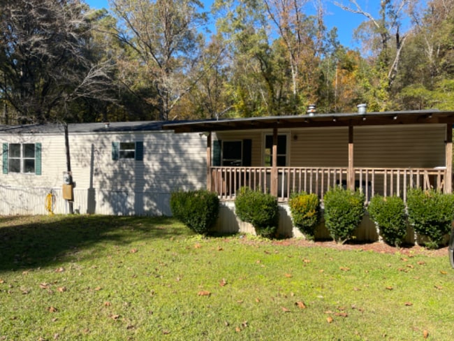 Building Photo - 2300 13th Ave SE