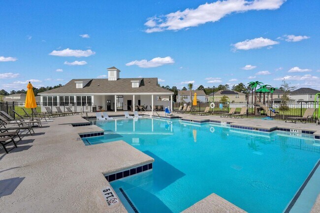 Building Photo - Introducing a stunning 3 bedroom, 2 bathroom home