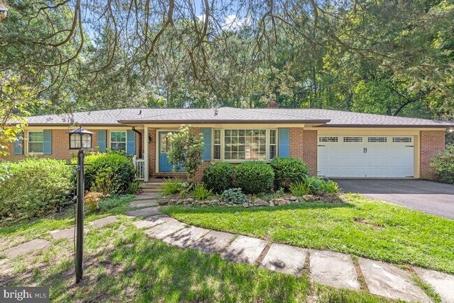 Primary Photo - 39225 Foxhill Rd