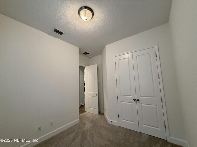 Building Photo - 187 Southern Oak Dr