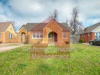 Building Photo - 2841 NW 18th St