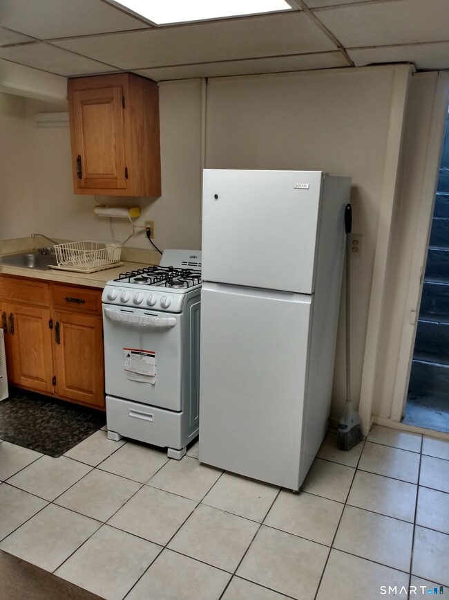 Building Photo - 48 Reef Rd