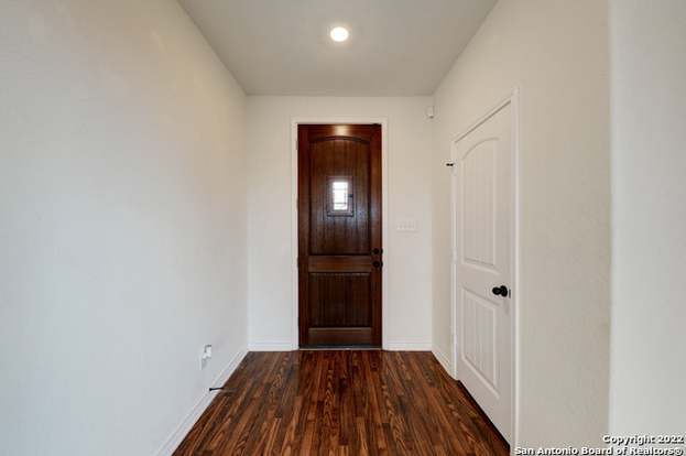 Building Photo - 3011 Comanche Crossing