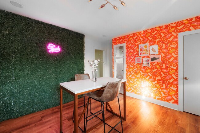 Building Photo - 3828 Derbigny St