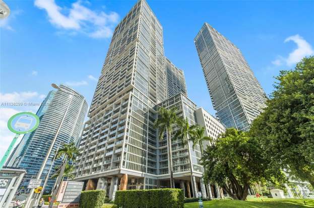 Building Photo - 475 Brickell Ave