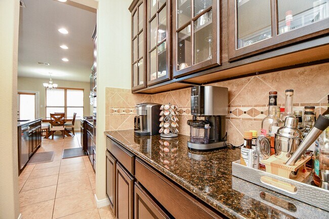 Building Photo - 4302 Trinity Creek Ct