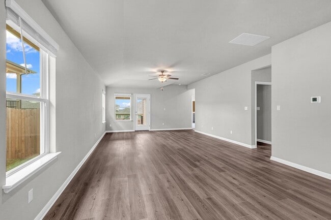 Building Photo - 386 El Capitan Lp