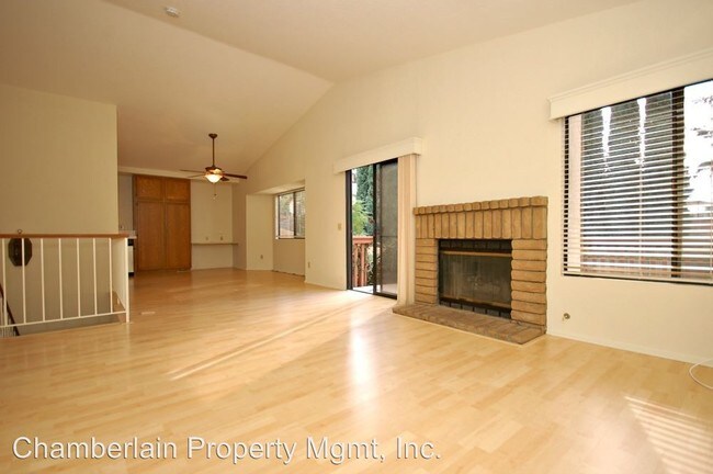 Building Photo - 1673 Madrone Gln