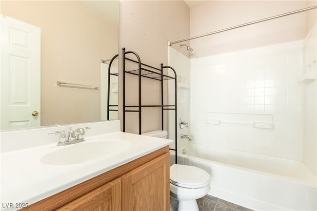 Building Photo - 1274 Willow Village Ave