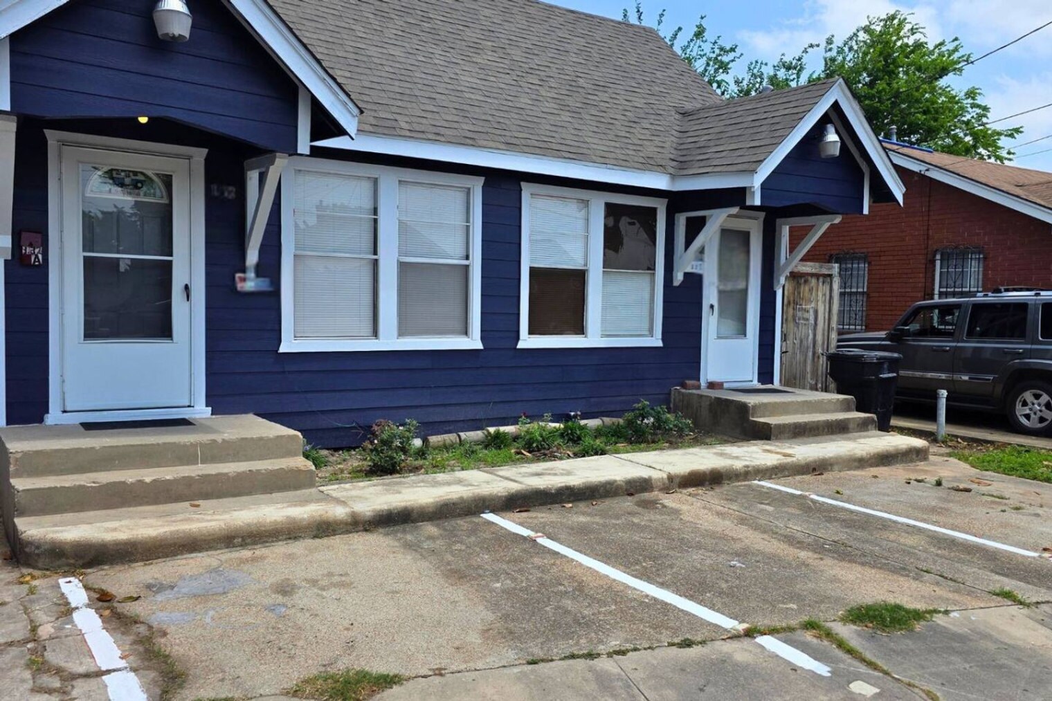Building Photo - 132 N Estelle St