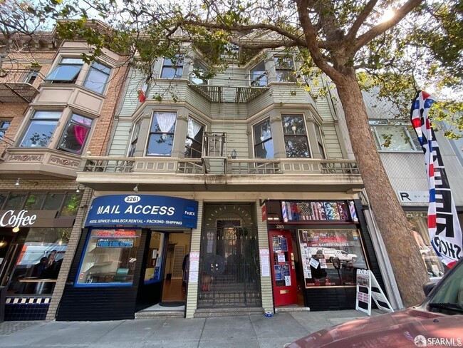 Building Photo - 2263 Market St