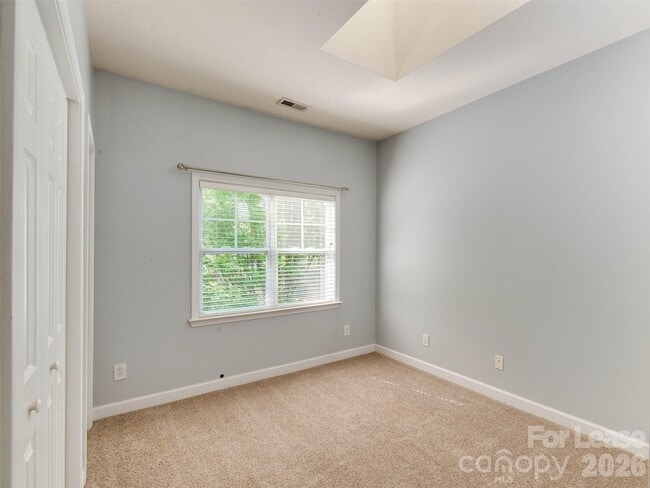 Building Photo - 1571 Pecan Ave