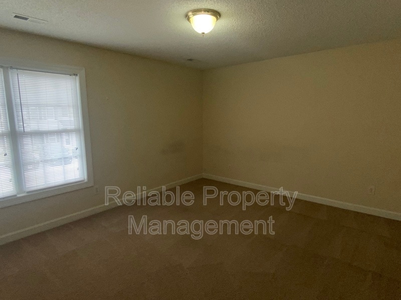 Building Photo - 104 Boykin Ave