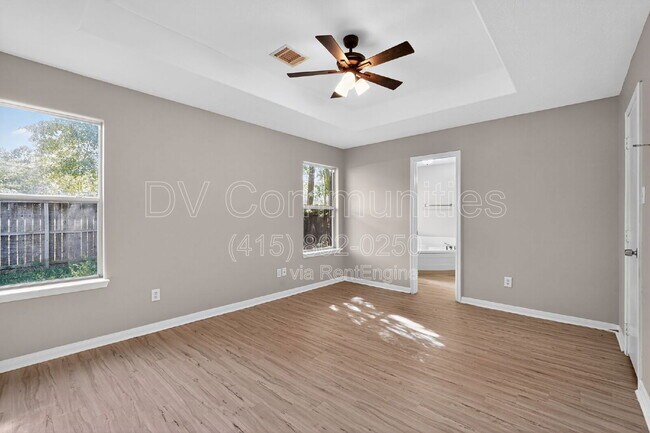 Building Photo - 16350 Many Trees Ln