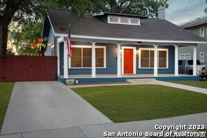 Building Photo - 626 E Woodlawn Ave