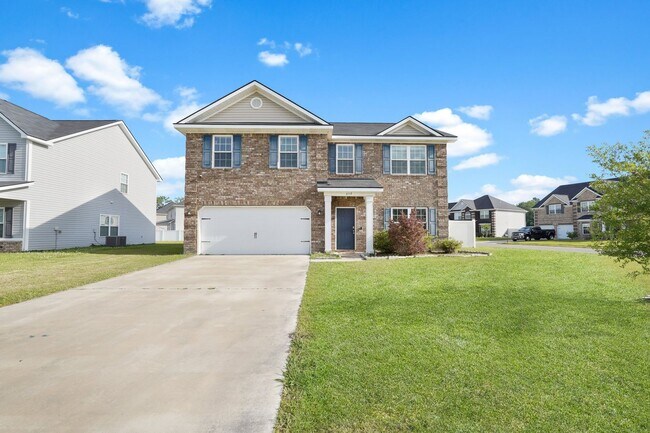 Building Photo - 659 Red Oak Ln