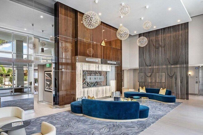 Building Photo - 155 E Boca Raton Rd