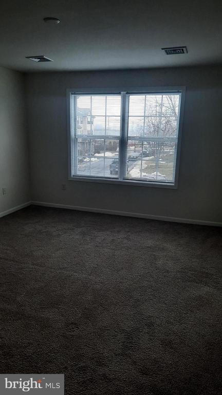 Building Photo - 303 Antilles Court