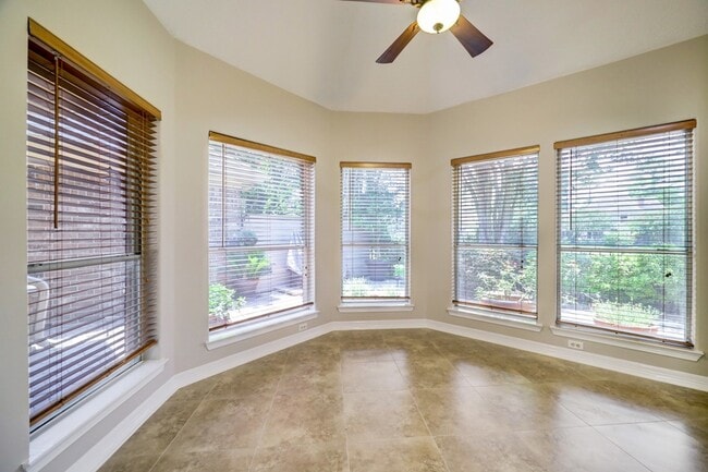 Building Photo - 16403 Knightrider Dr