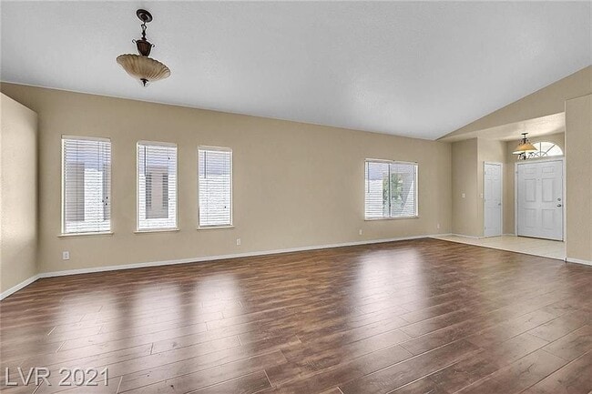 Building Photo - 237 Highgate St