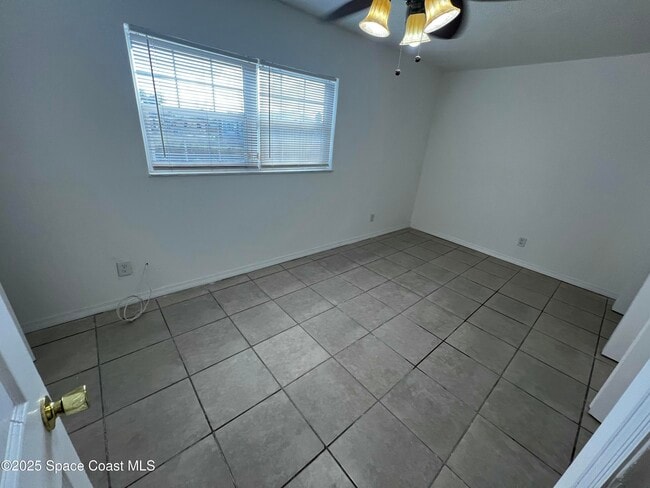 Building Photo - 4250 26th Ave