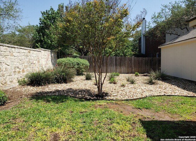 Building Photo - 4111 Antlers Lodge Rd