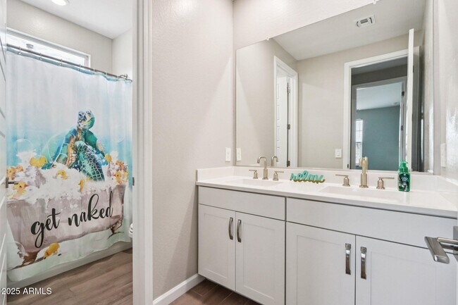 Building Photo - 4869 E Muriel Dr