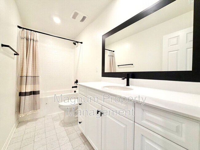 Building Photo - 28441 Dusky Willow Dr