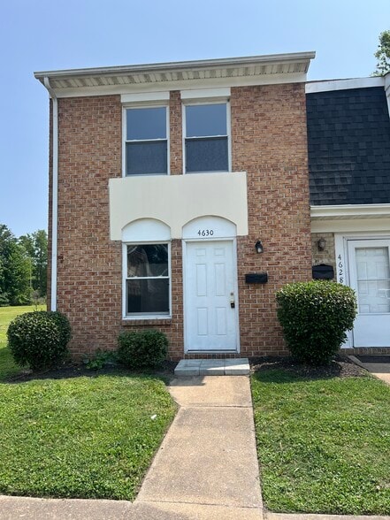 Primary Photo - 4630 Greenwood Dr