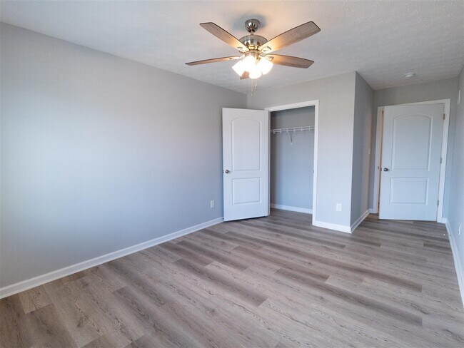 Building Photo - 675 Denver Cir