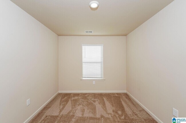 Building Photo - 7069 Broad St