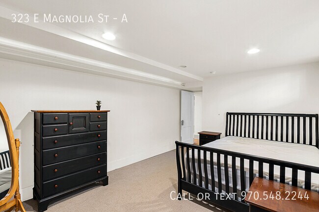 Building Photo - 323 E Magnolia St