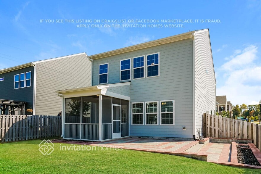 Building Photo - 1801 Birdhouse Ln