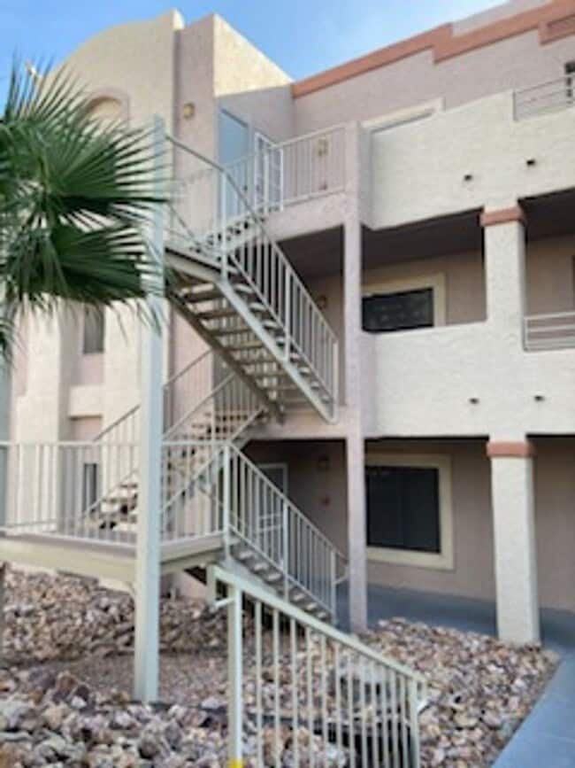 Primary Photo - Gorgeous 3Bdrm 2 bath apartment