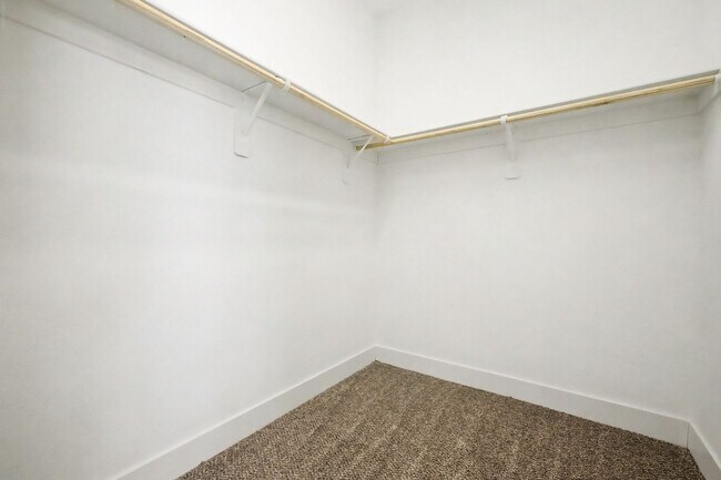 Building Photo - Modern Loft-Style Home Minutes from the Strip