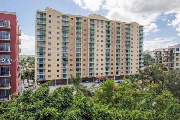 Building Photo - 3500 Coral Wy