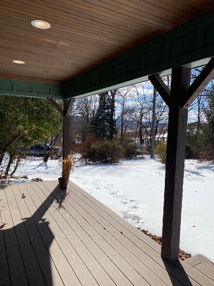 Building Photo - 1732 Castleman Rd