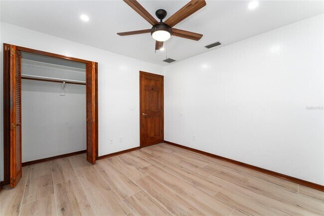 Building Photo - 4464 Willow Wind Ct