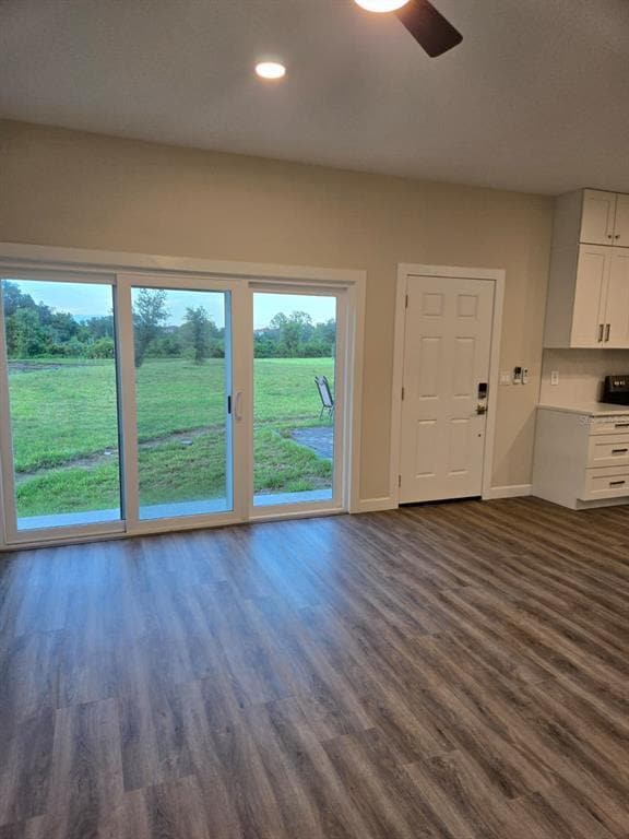 Building Photo - 1019 Oak Bluff Dr