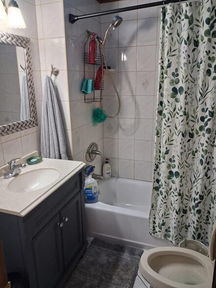 Building Photo - 3 Hermann St