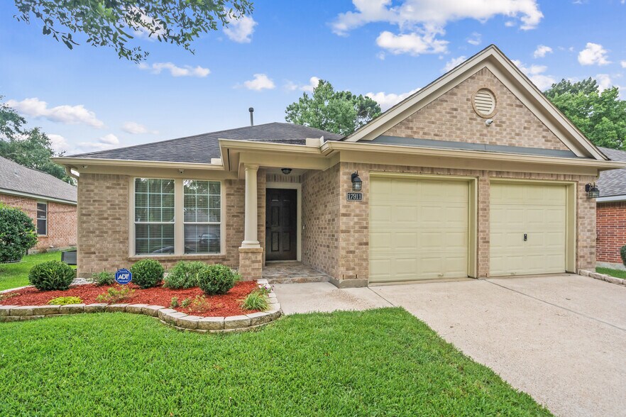 Building Photo - 17911 Yukon Pass Dr