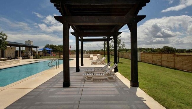 Building Photo - 520 Republic Dr