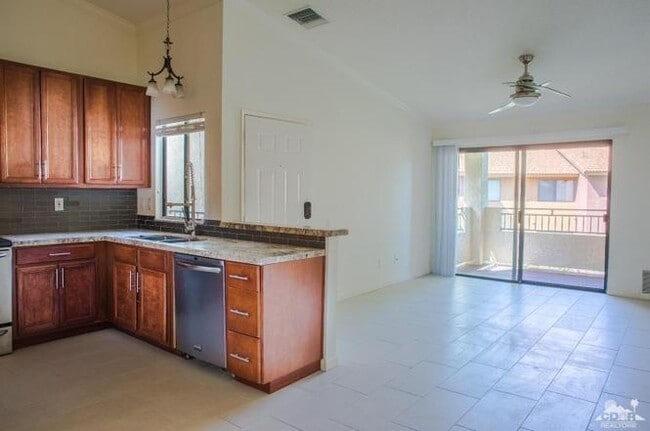 Primary Photo - Beautiful 2-Bedroom Condo in Gated Saddleb...
