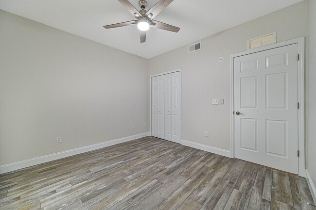 Building Photo - 8555 Bernwood Cove Loop
